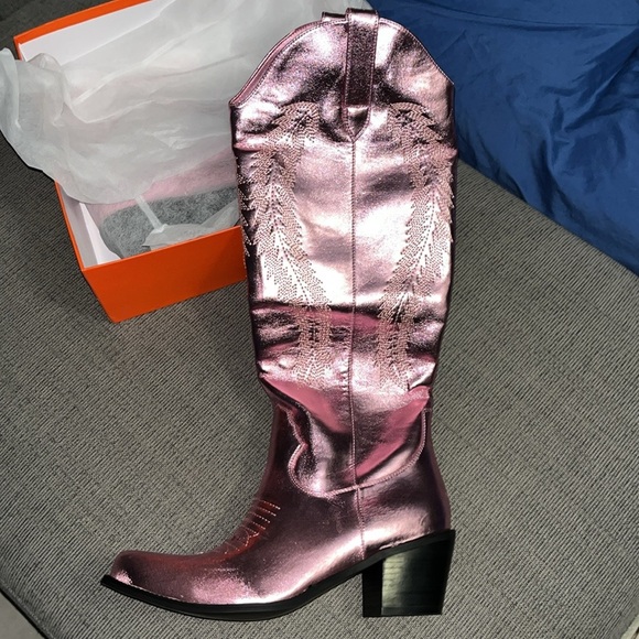 Metallic knee high western Rodeo boots - Picture 3 of 3
